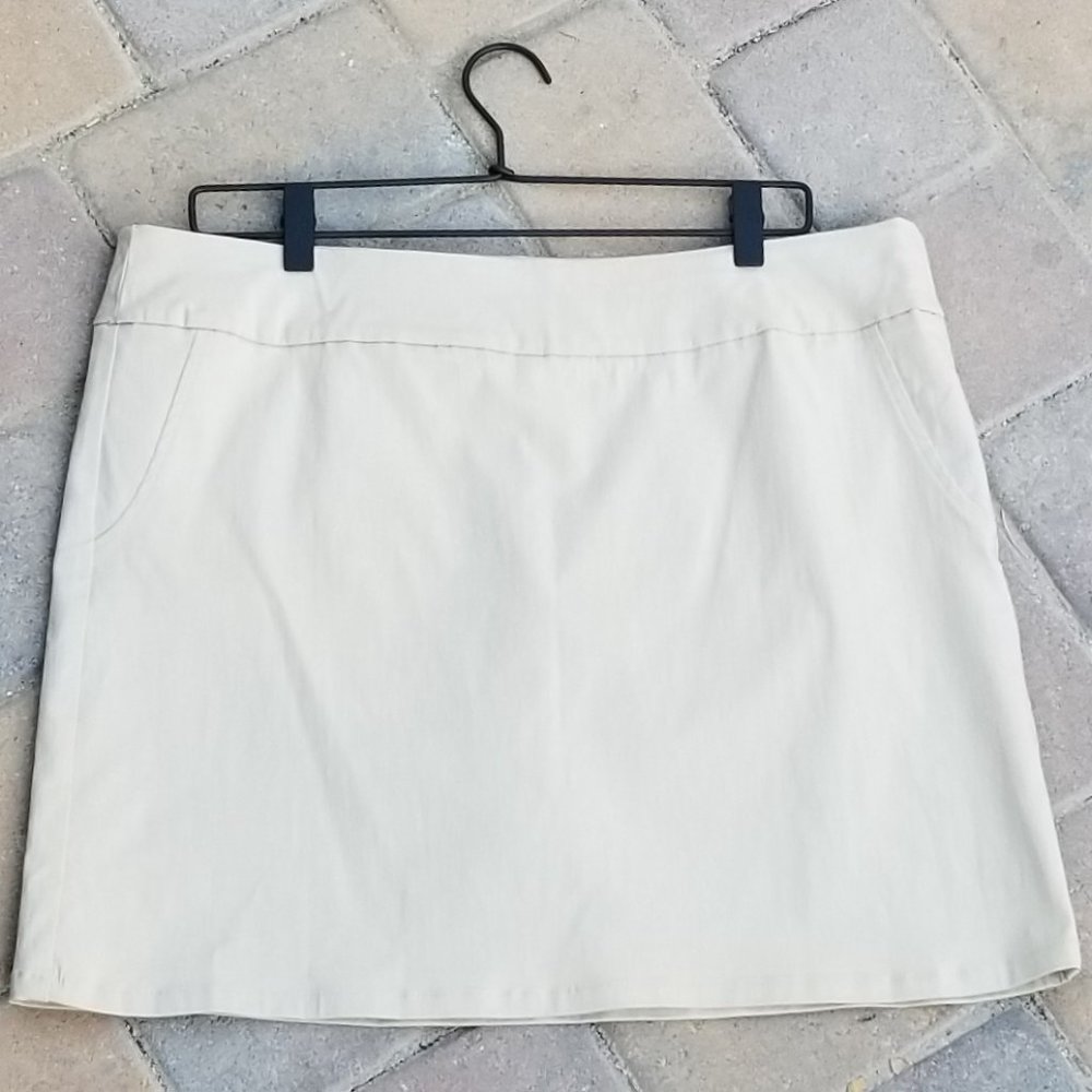 Izod Golf Women Khaki Pull On Stretch Skort 16
